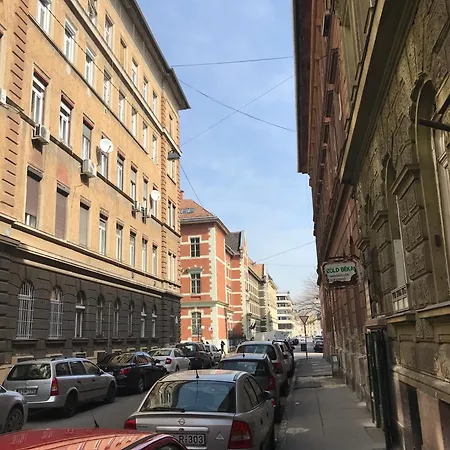 Monument Heritage Apartment-classic In Center Apartamento *