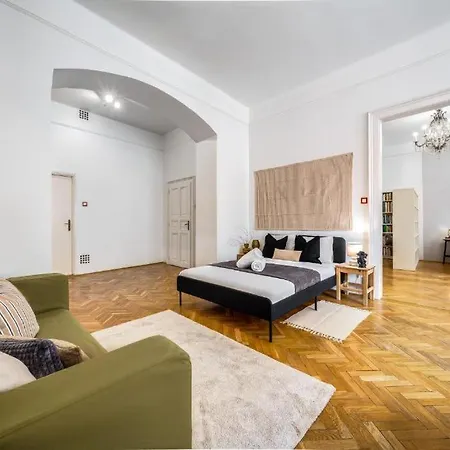 דירה Monument Heritage Apartment-classic In Center *