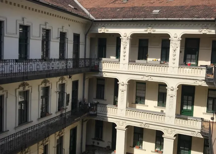 Monument Heritage Apartment-classic In Center Appartement