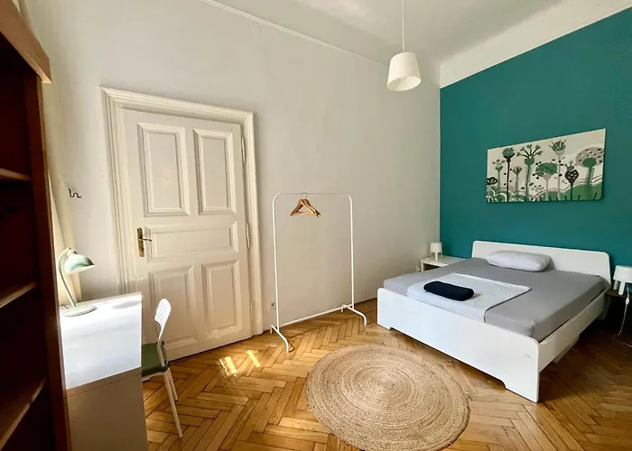 Monument Heritage Apartment-classic In Center Budapest